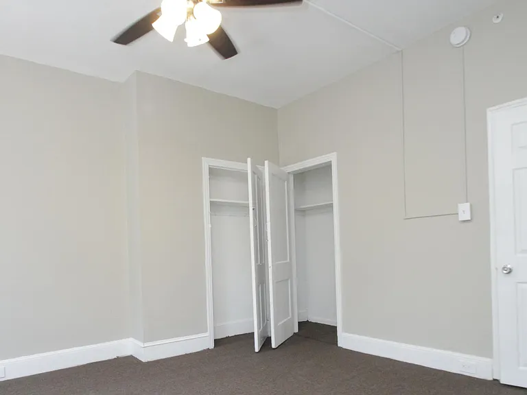 4139 Woodland Ave — Photo 10