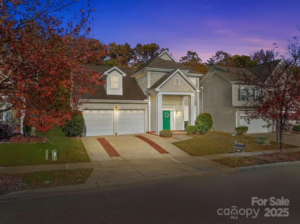9649 Long Hill Dr, Charlotte, NC 28214