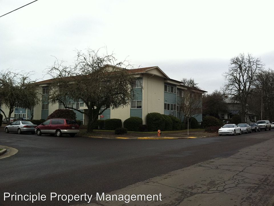 2nd image of 915 SW Adams Ave APT 05
