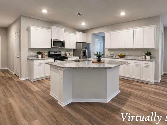 2nd image of 2413 Mulligan Ln