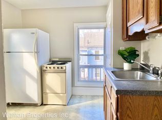 90 Walnut St #2R, Chicopee, MA 01020