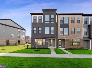 129 Summit Point Blvd UNIT 11-J, Bowie, MD 20716