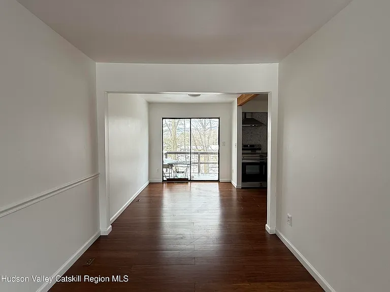 259 Village Ct — Photo 5