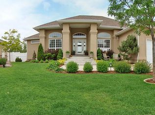 233 N 53rd Avenue Ct, Greeley, CO 80634