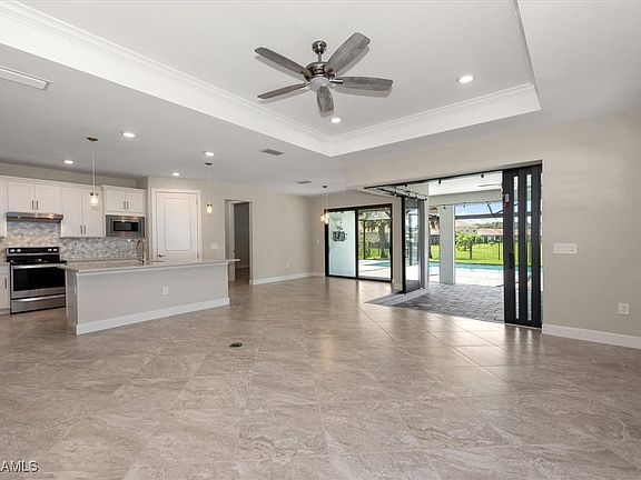 4th image of 16176 Rosemallow Ln