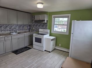 5 Wildflower Ln, Wantagh, NY 11793