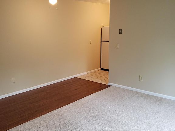 4th image of 4222 Allendorf Dr APT 10