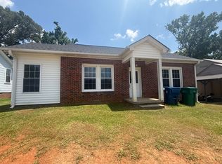 209 Davis Ave, Greenwood, SC 29646