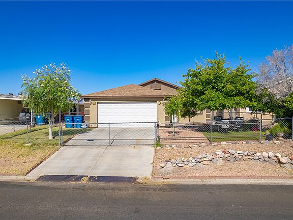 3rd image of 1647 Lynn Drive