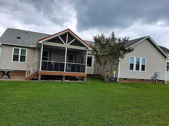 109 Presley Blvd — exterior photo