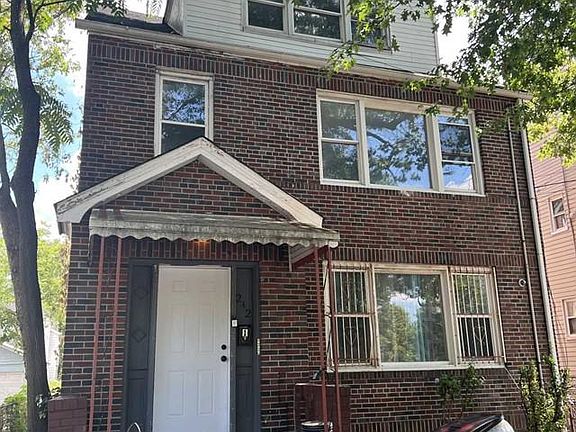 5th image of 242-244 Schley St #3