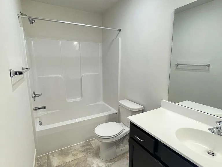 102 Larkin Dr — Photo 16