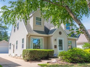 1161 Elm Lawn STREET, Wauwatosa, WI 53213