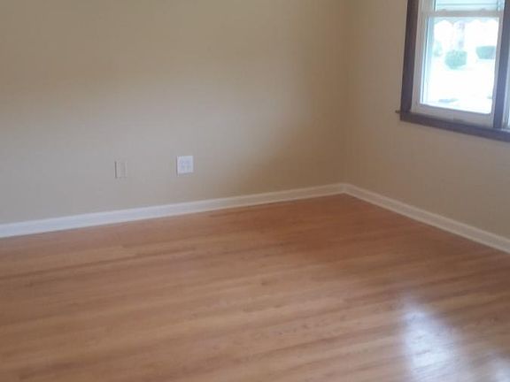 2nd image of 1547 N 43rd Ave #1