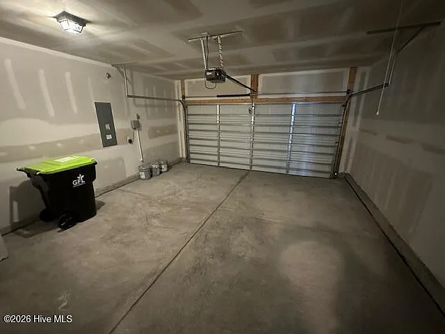111 Arnette Dr #B — Photo 6