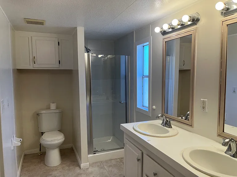 22225 Ellis Ave — Photo 12