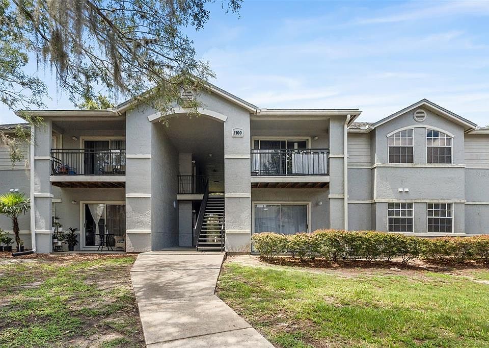 1st image of 3705 SW 27th St APT 1117