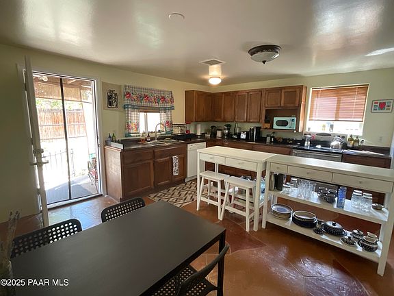 2nd image of 1255 S Savage Ln