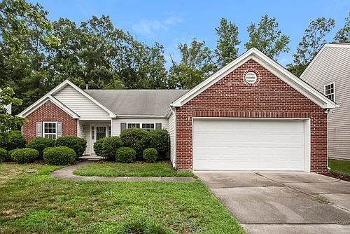2111 Hunters Trail Dr Photo 1