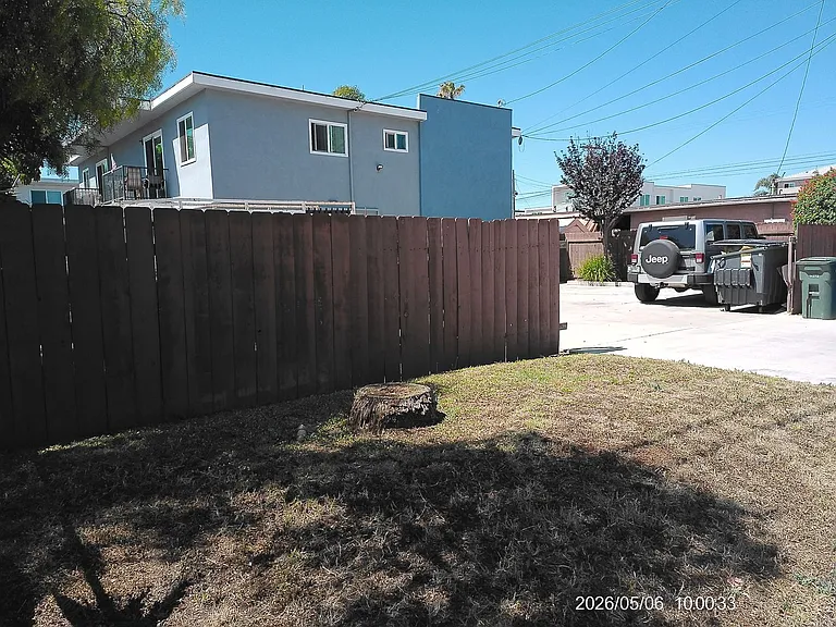 1411-1417 Holly Ave — Photo 4