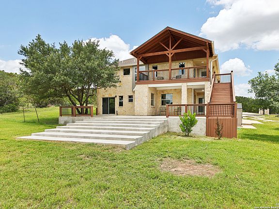 3rd image of 130 County Road 2722