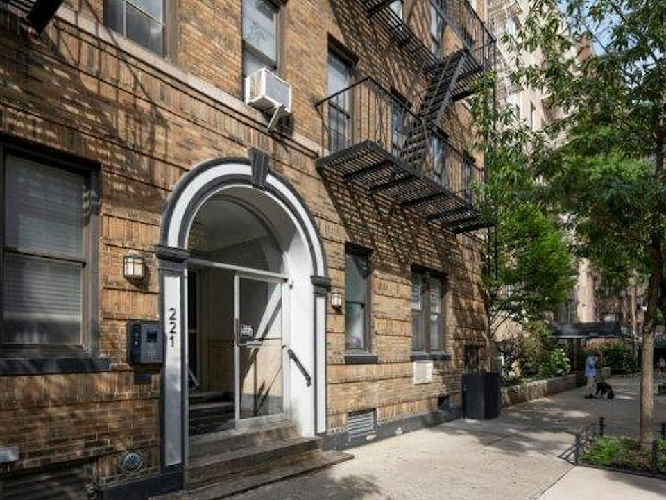 1st image of 221 E 76th St APT 3G