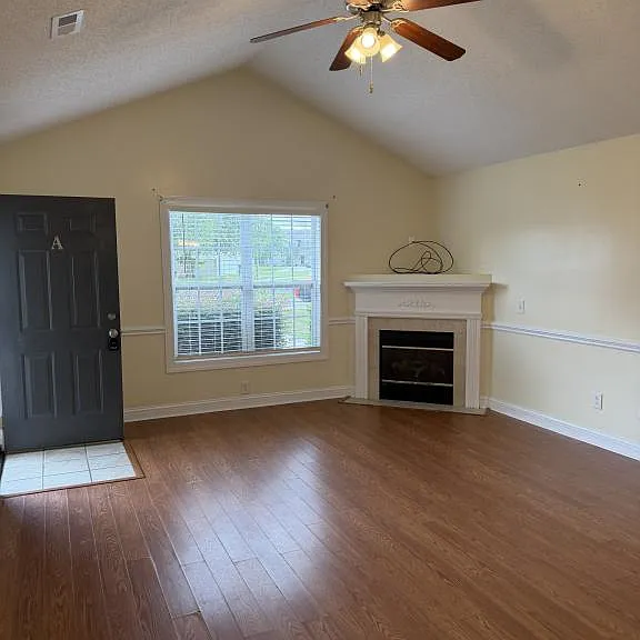 2556A Saddleback Dr — Photo 4