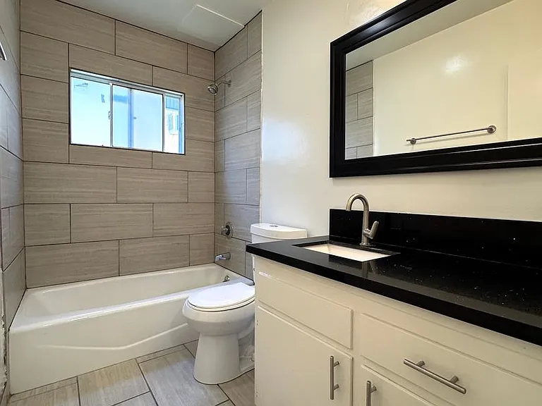 1155 N Curson Ave #3 — Photo 9