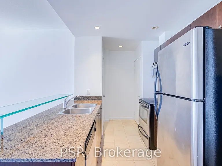 218 Queens Quay W #1506 — Photo 14