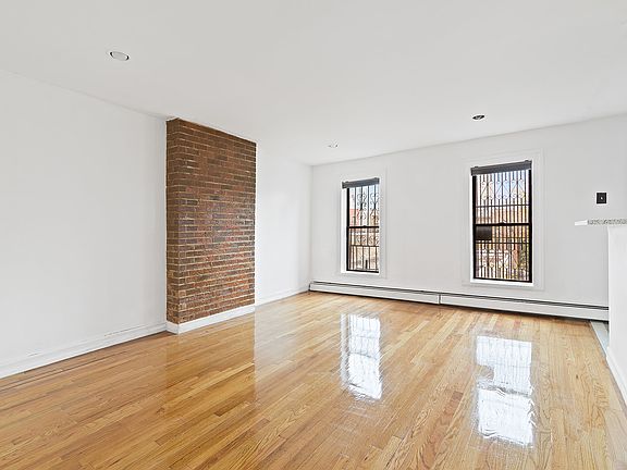 2nd image of 615 Warren St Floor 3