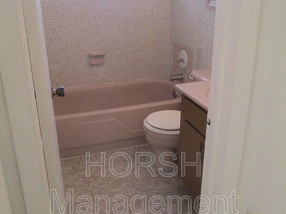 5th image of 7500 SW 59th Ave Floor 3