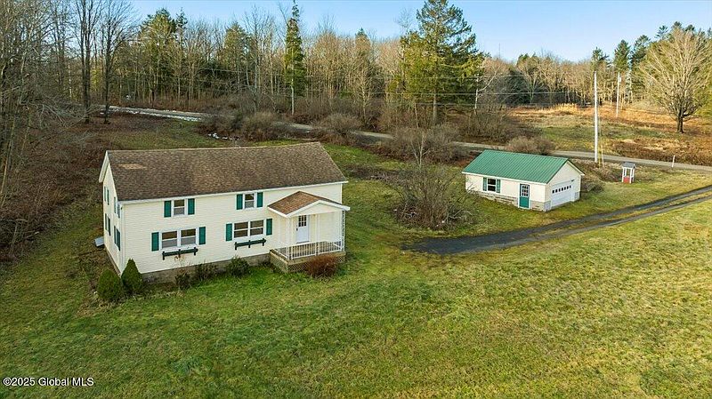 2nd image of 264 Beacon Road