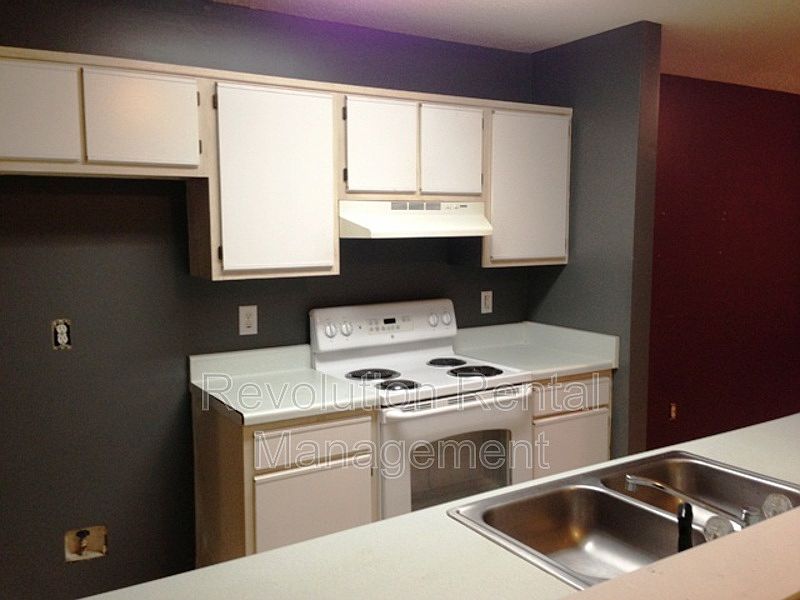 733 Stallings Rd APT F, Senoia, GA 30276 Zillow