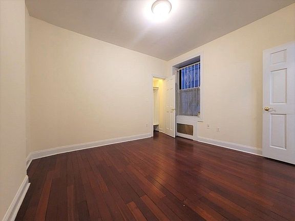 3rd image of 265 W 81st St APT 1B
