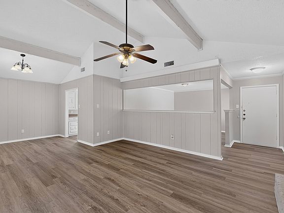 5th image of 6608 Gary Ln