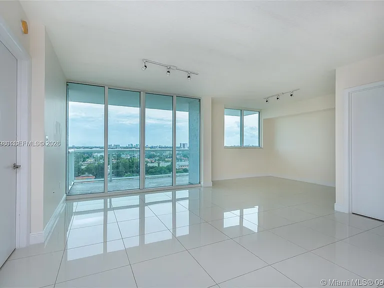 1871 NW South River Dr #902 — Photo 21