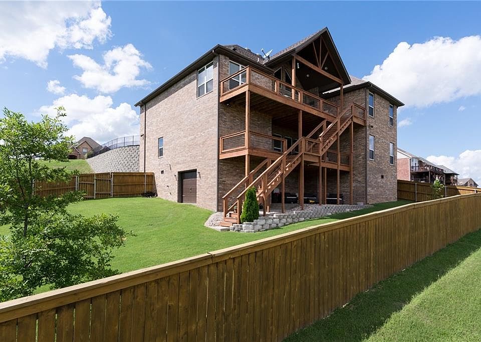 1st image of 3502 NW Woodberry Ct