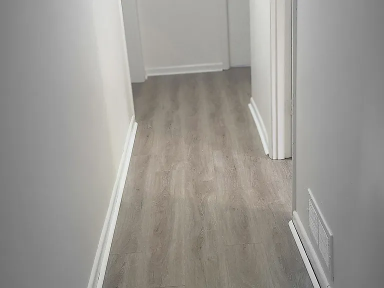 2235 Dresden Dr NE — Photo 12