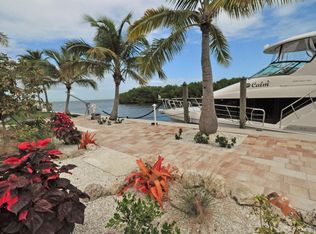 905 70th St, Marathon, FL 33050