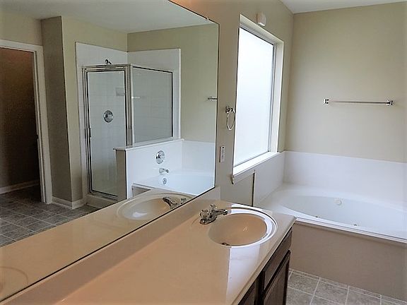 5th image of 2507 Orchard Run Way