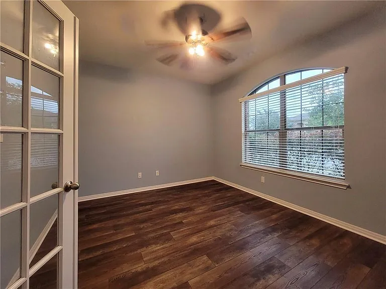4601 Rolling Water Dr — Photo 3