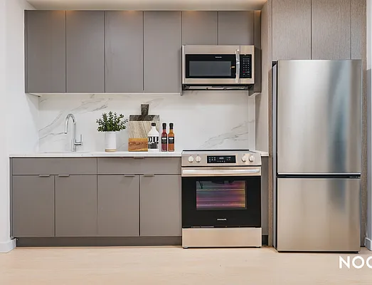 Rented by Nooklyn NYC LLC | media 104