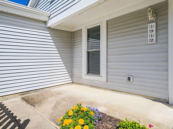 5th image of 1912 Barnard Dr