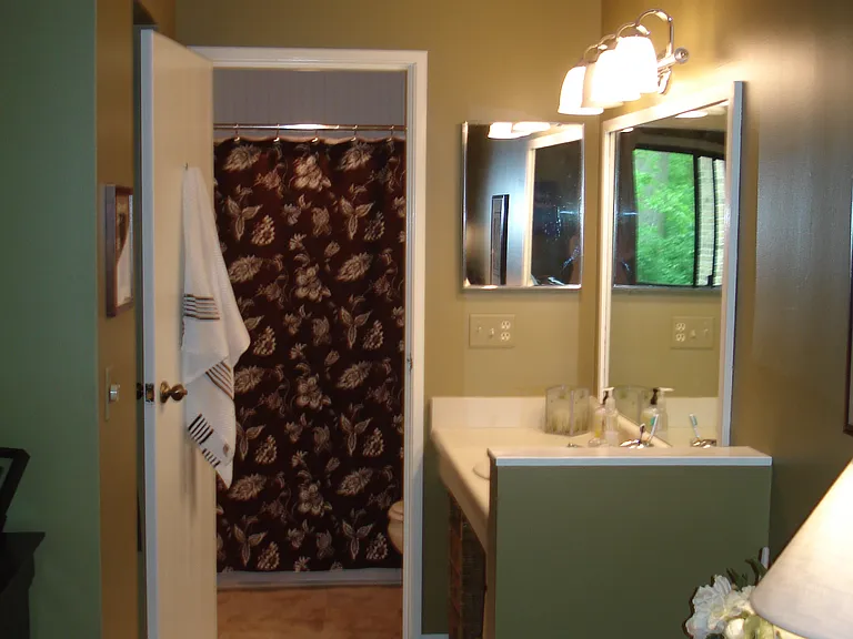 1571 W Pond Dr — Photo 3