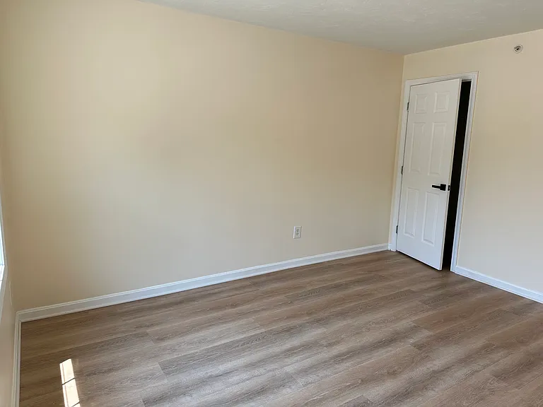 525 Water St #4 — Photo 12