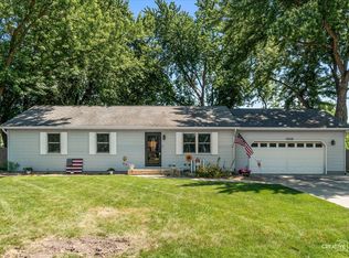 1030 Suzy St, Sandwich, IL 60548