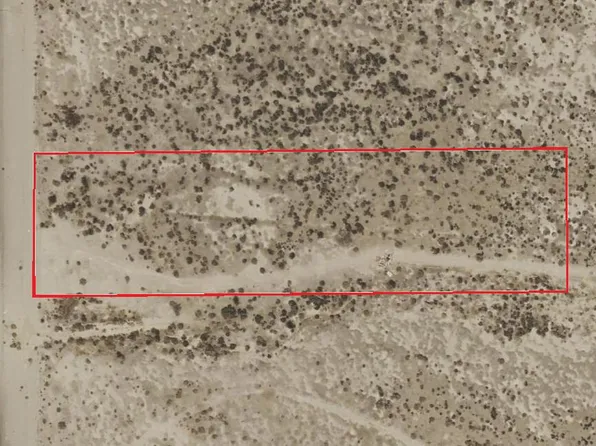 30 Th St E #B-12, Lancaster, CA 93535