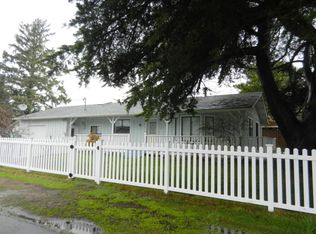280 NE Spencer St, Waldport, OR 97394