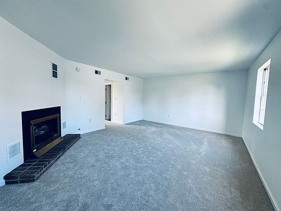 2nd image of 11 Westdale Dr