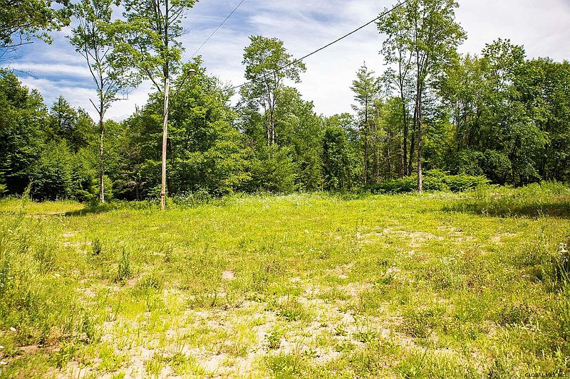 5th image of 539 SAND HILL Road
